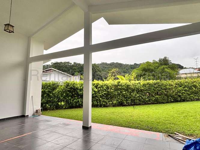 Alquiler de Casa en Brisas Del Golf Club de Golf 230 Mts PD - Imagen 10