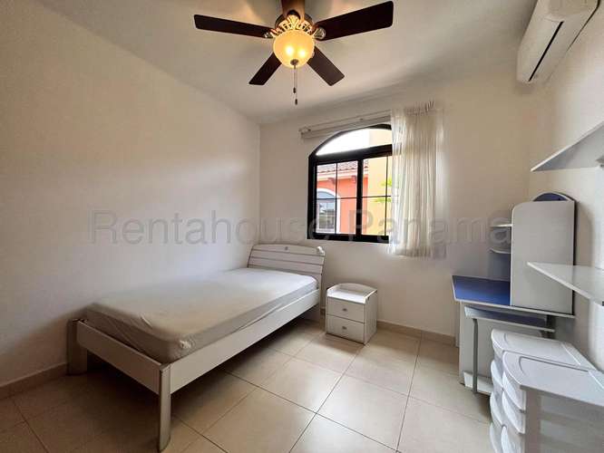 Venta de Casa en Costa Sur El Doral 421 Mts PD
