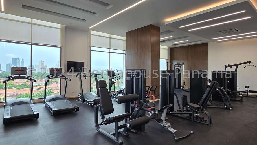 Vendo Apartamento de 190m2 en Santa Maria The Colonial 27-573SRZ