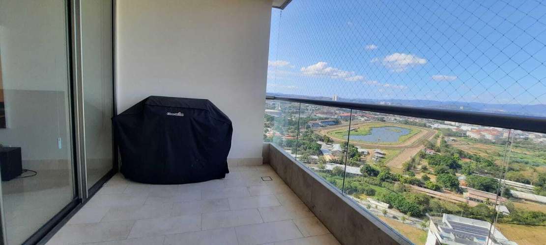 Vendo Apartamento de 188m2 en Santa Maria Greenview Residences 22-7123SRZ