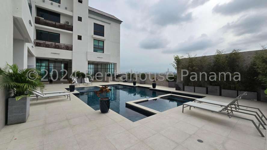 Vendo Apartamento de 190m2 en Santa Maria The Colonial 25-302SRZ