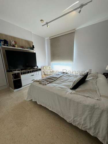 Vendo Apartamento de 215m2 en Santa Maria Greenview 26-8868SRZ