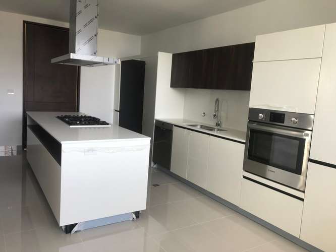Vendo Apartamento de 306m2 en Santa Maria Solana 26-9171SRZ