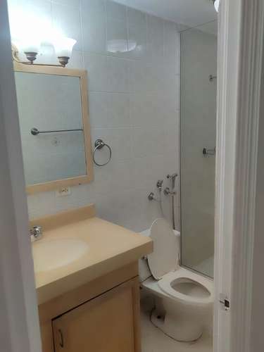 Exclusivo Apartamento en PH Tower One, Marbella, 185 m² de Espacio y Confort - Imagen 8