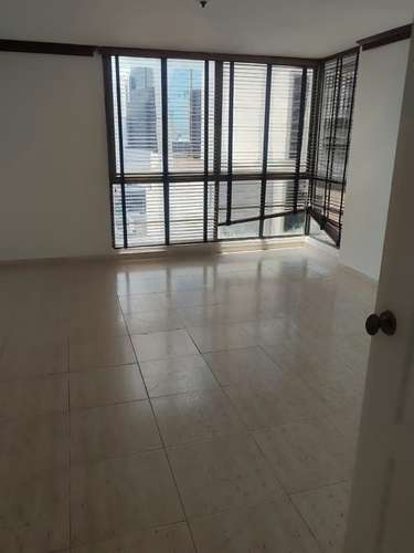 Exclusivo Apartamento en PH Tower One, Marbella, 185 m² de Espacio y Confort - Imagen 14