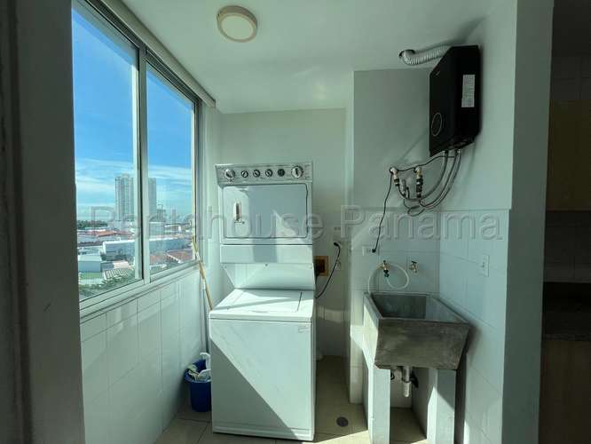 Alquiler de Apartamento en Chanis - Imagen 17