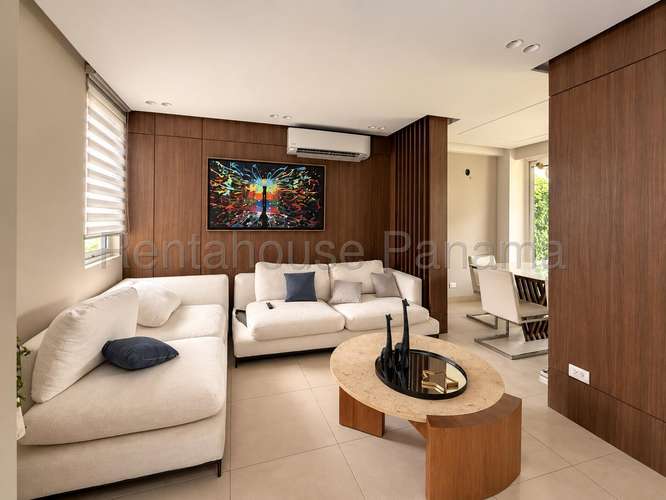 Venta de Casa en Panama Pacifico Bosques del Pacifico KF