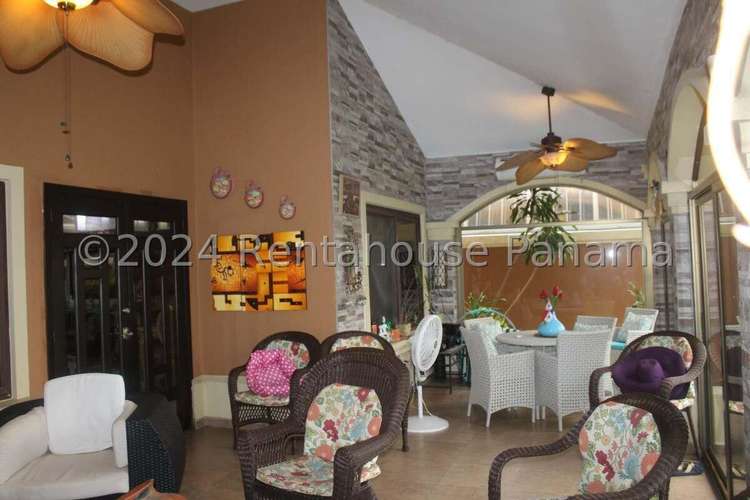 Venta de Casa en Costa Sur Sunset Coast SN