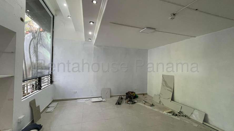 ALQUILER DE CASA COMERCIAL EN OBARRIO - Imagen 11