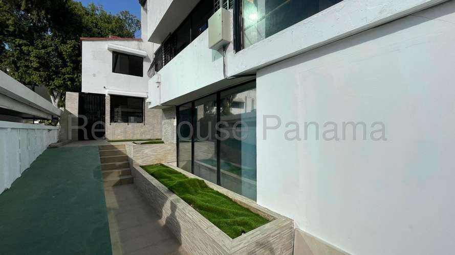 ALQUILER DE CASA COMERCIAL EN OBARRIO - Imagen 16
