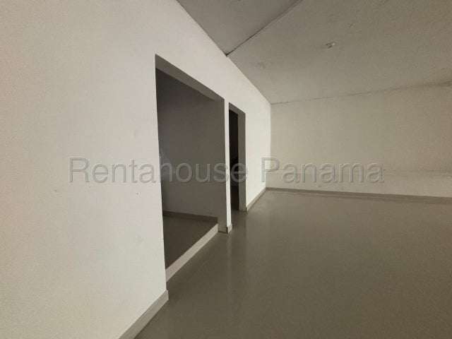 ALQUILER DE LOCAL COMERCIAL EN OBARRIO - Imagen 7