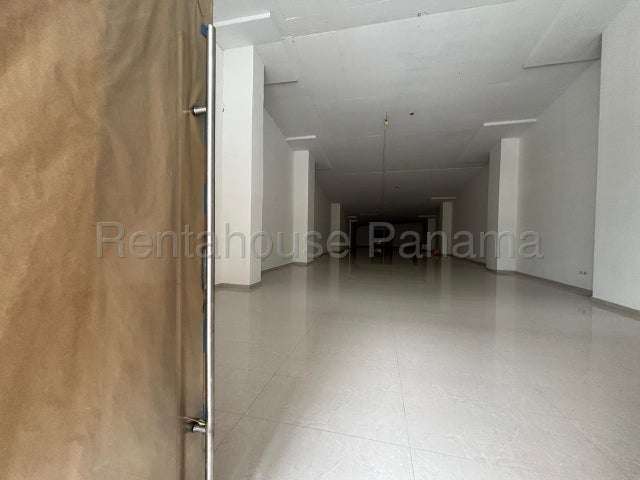ALQUILER DE LOCAL COMERCIAL EN OBARRIO - Imagen 2