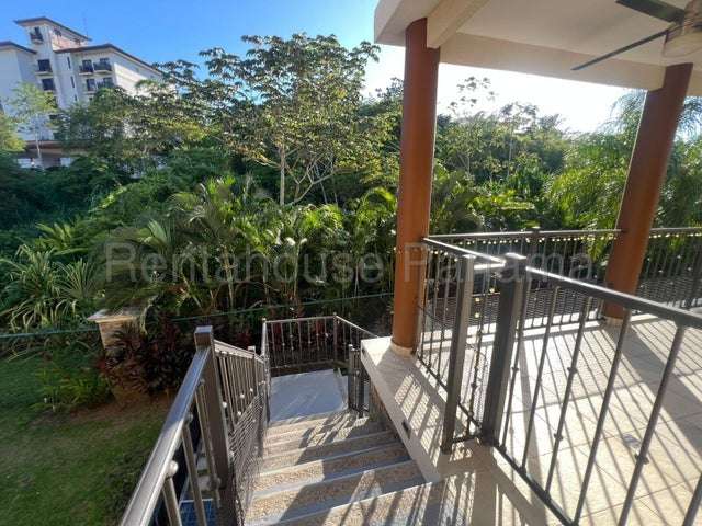 ALQUILER DE CASA EN CLAYTON
