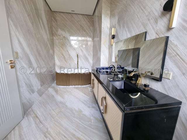 ALQUILER DE APARTAMENTO EN PUNTA PACIFICA