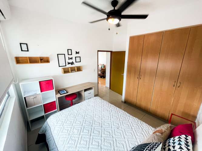 Vendo apartamento de 2 recámaras 3 baños, en Altos del Golf, 2 estacionamientos y balcón - Imagen 8