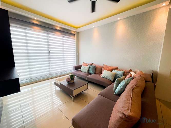 Vendo apartamento de 2 recámaras 3 baños, en Altos del Golf, 2 estacionamientos y balcón - Imagen 2