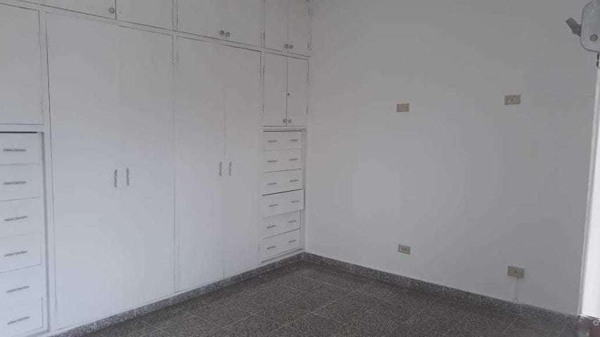 VENTA DE APARTAMENTO EN VILLA DE LAS FUENTES