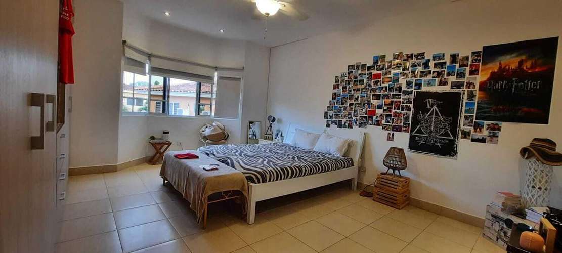 Venta Casa Remodelada 4 Recamaras Piscina y Jacuzzi 750 m2 Costa del Este - ALYC 22-8044