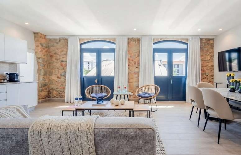  Apartamento en Casco Viejo I con balcón y terraza privada - Imagen 3