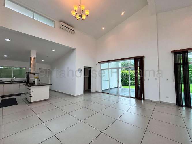 House Rental in Brisas Del Golf Golf Club | LFC Direct Client Only