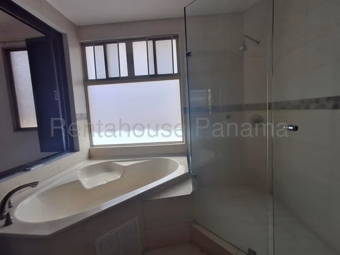 Venta de Casa en Condado del Rey Paseo Dorado | Solo Cliente Directo LFC