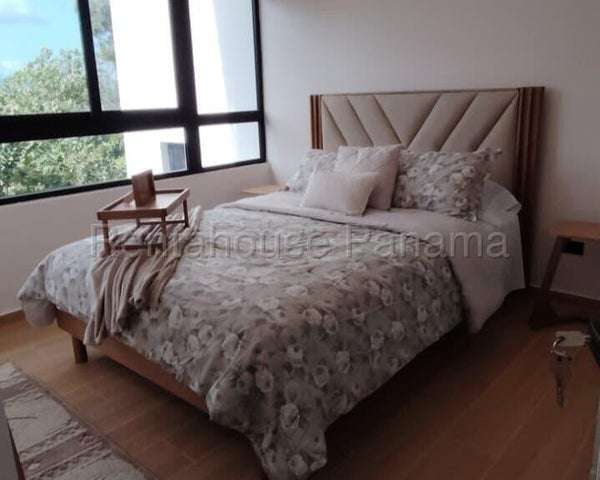 Apartamento de dos pisos a estrenar en Balmoral Loft, Pedregal