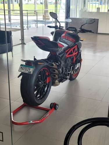 Mv Agusta Brutale 800 RR Pirelli 2019 IMPECABLE  - Imagen 3