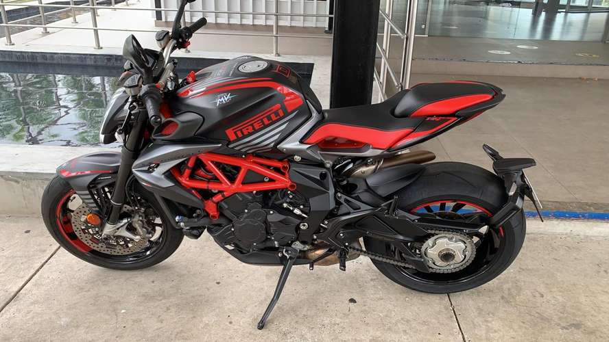 Mv Agusta Brutale 800 RR Pirelli 2019 IMPECABLE  - Imagen 6