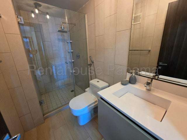 Venta de Apartamento Amoblado en Coco del Mar, PH Vita 27LGG2896