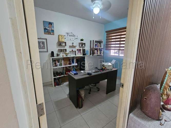 Casa en Alquiler Sector Versalles 27SPCG283
