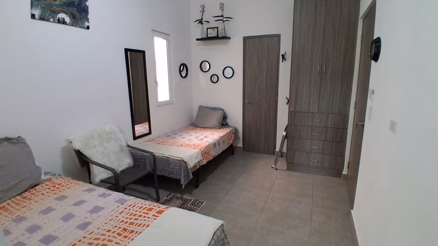 Casa Premium Full Amoblada con Piscina, Paneles Solares y BMW X5 en Coronado – $499,000