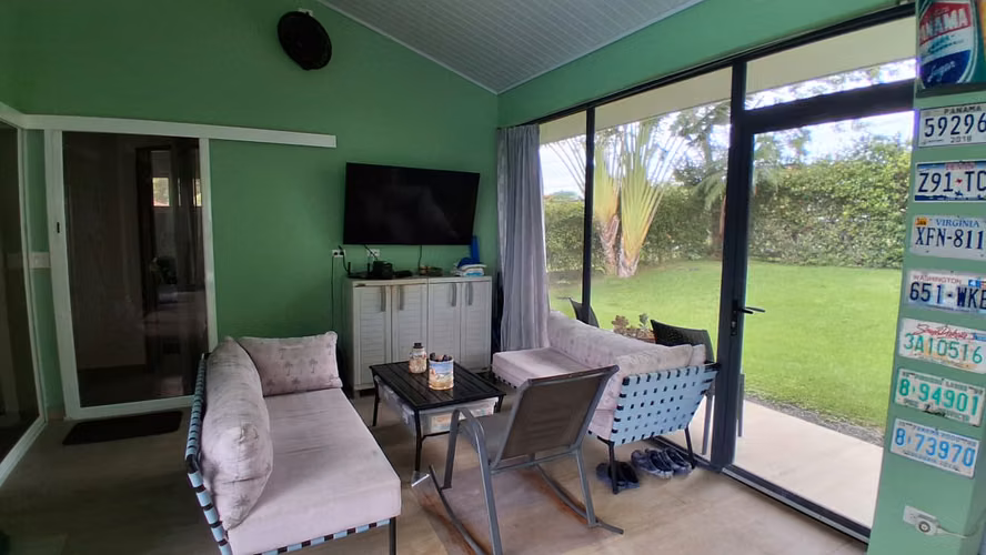 Casa Premium Full Amoblada con Piscina, Paneles Solares y BMW X5 en Coronado – $499,000