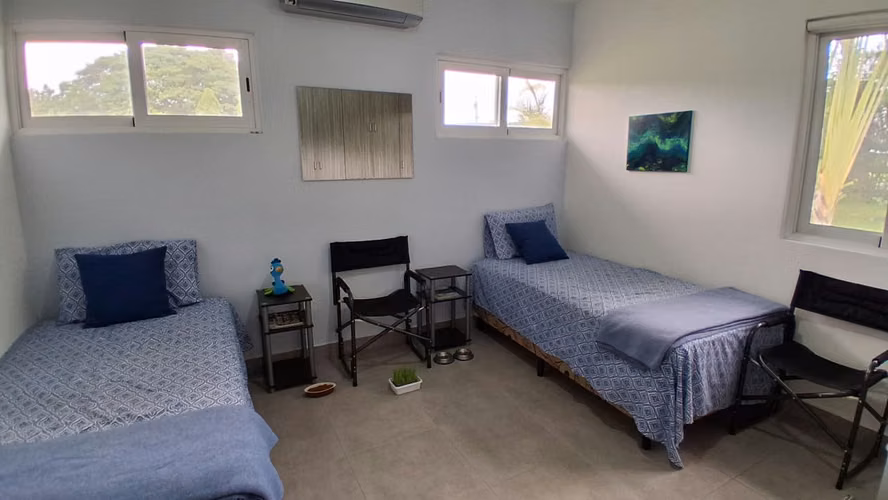 Casa Premium Full Amoblada con Piscina, Paneles Solares y BMW X5 en Coronado – $499,000