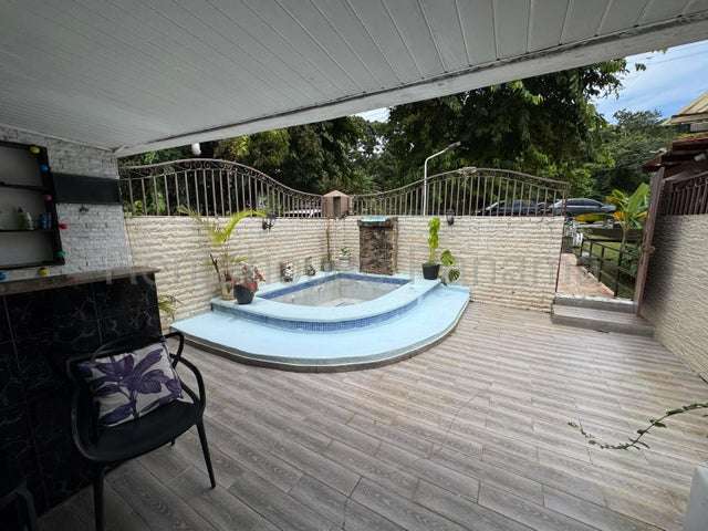 Casa en Alquiler Howard 27SPCG2487