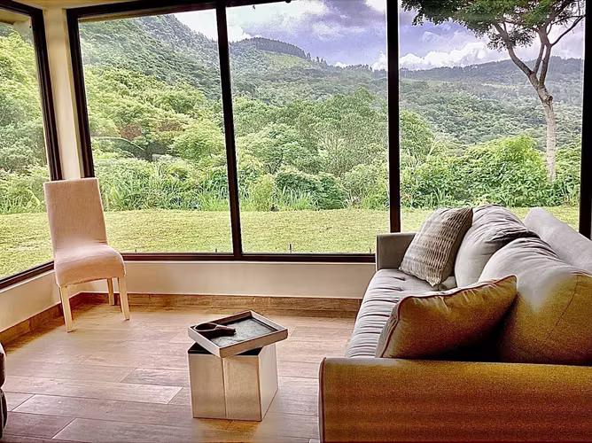 Casa ideal con vista a las montañas, rodeada de naturaleza en ALTOS DEL MARIA por $275,000