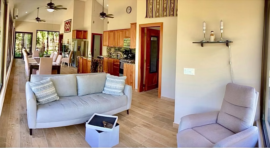 Casa ideal con vista a las montañas, rodeada de naturaleza en ALTOS DEL MARIA por $275,000