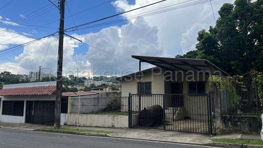 Alquiler de Casa en Amelia 27MGO2657