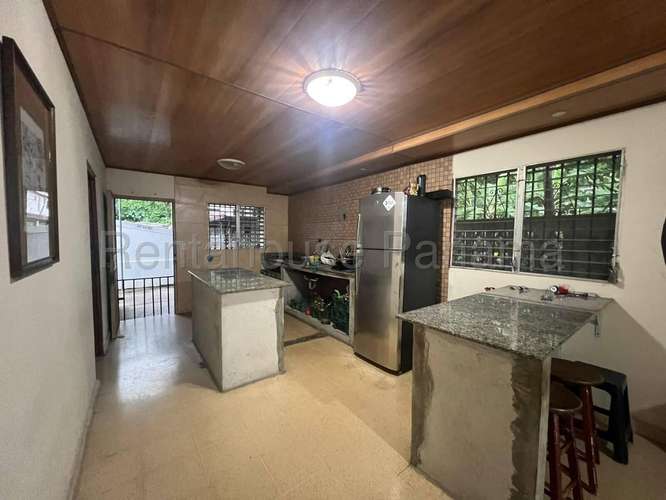 Alquiler de Casa en Amelia 27MGO2657 - Imagen 4
