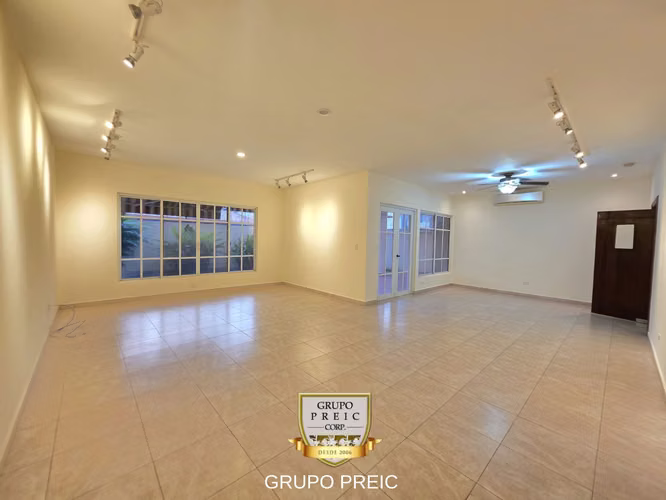 Casa en venta costa del este Palmera del Este CC