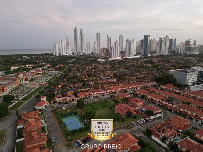 Casa en venta costa del este Palmera del Este CC