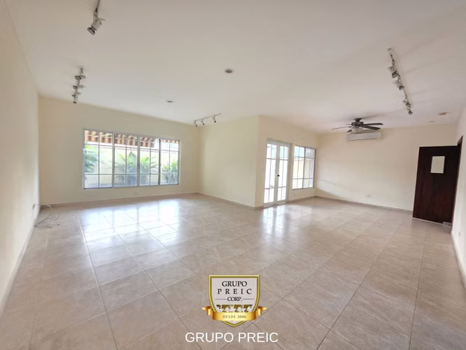 Casa en venta costa del este Palmera del Este CC