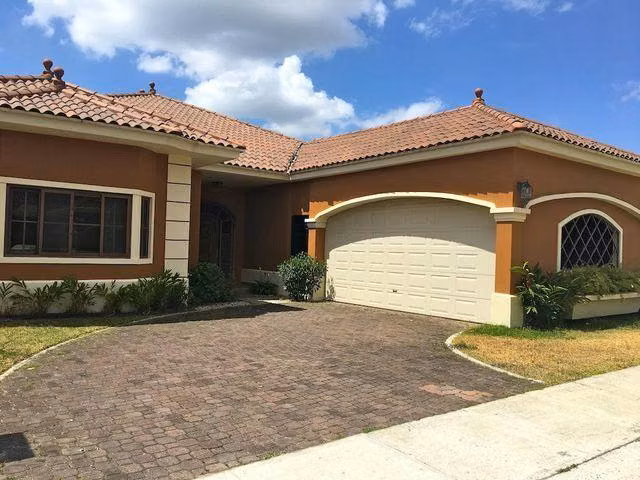 Venta de Casa en Costa Sur, Residencial Sunset Coast 26LGG7944