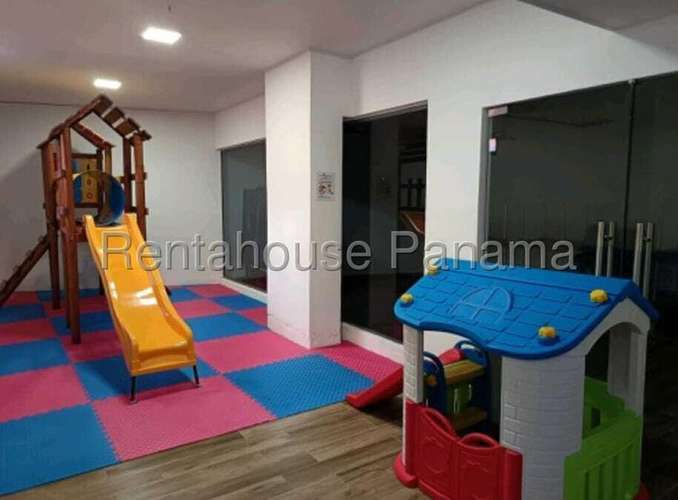 APARTAMENTO AMOBLADO EN  PUEBLO NUEVO 
