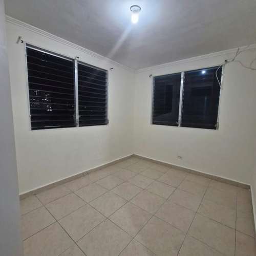 Alquilo apartamento PH Samantha tower parque lefevre - Imagen 2