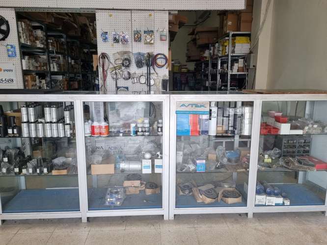 SE VENDE NEGOCIOS DE VENTA Y TALLER DE REPARACIÓN DE AIRE ACONDICIONADO AUTOMOTRIZ OPERATIVO