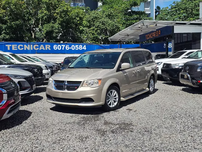Dodge Grand Caravan SXT 2015 - Imagen 1