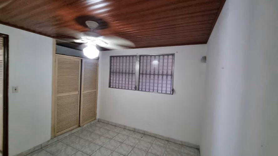 CASA EN VENTA EN RESIDENCIAL EL ROBLE, DON BOSCO, PANAMÁ - FS