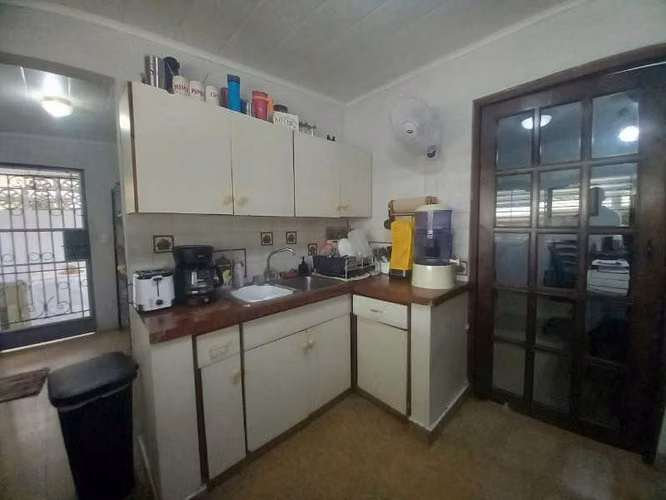 Melissa Foster Luxury Vende Amplia Casa con Jardín en Hato Pintado MFR2200 - Imagen 11