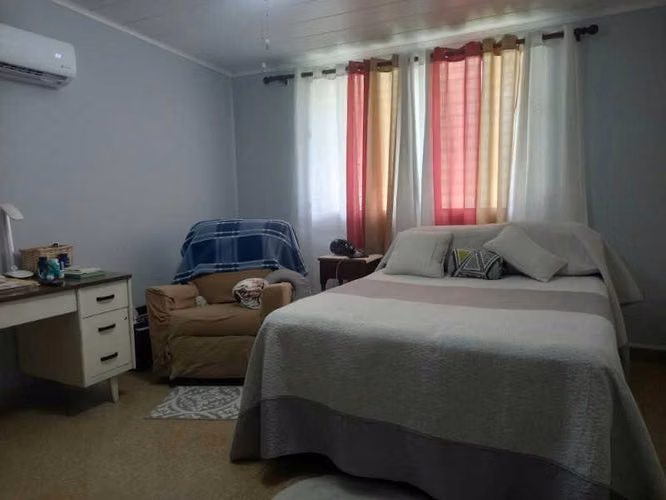 Melissa Foster Luxury Vende Amplia Casa con Jardín en Hato Pintado MFR2200 - Imagen 8
