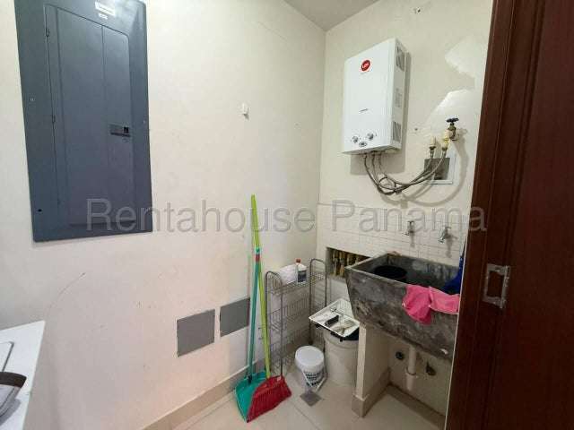Se alquila apartamento amoblado en Panamá Pacífico GCEA27-2261